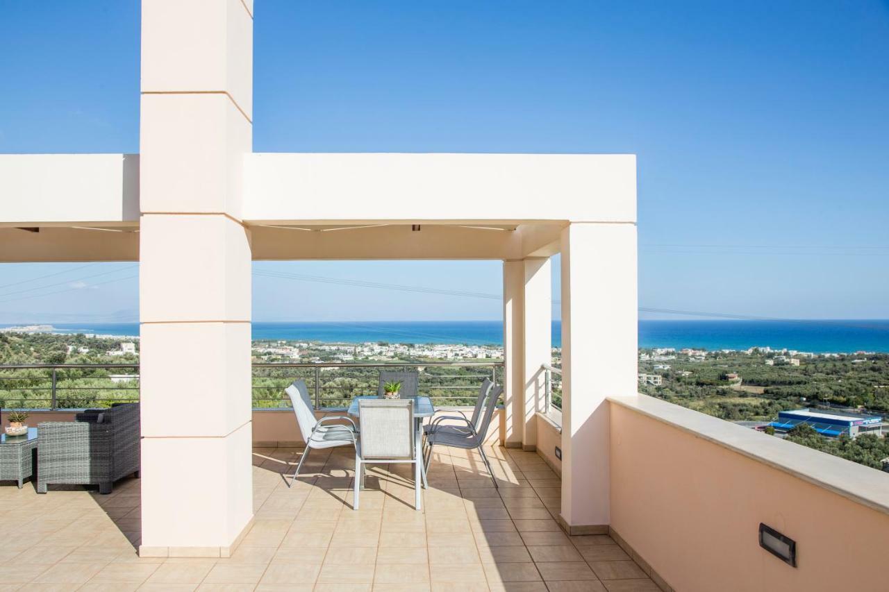 Maroulás Villa Saint George מראה חיצוני תמונה