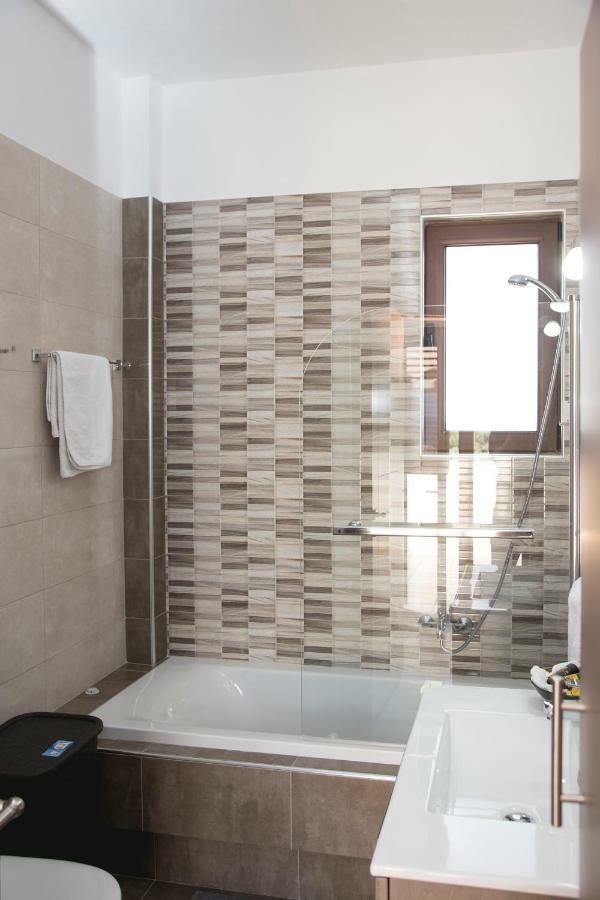 Maroulás Villa Saint George מראה חיצוני תמונה